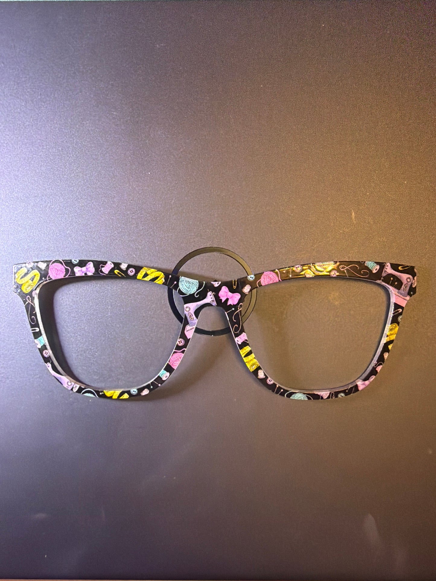 Harper - Pair Eyewear - Sewing Kit