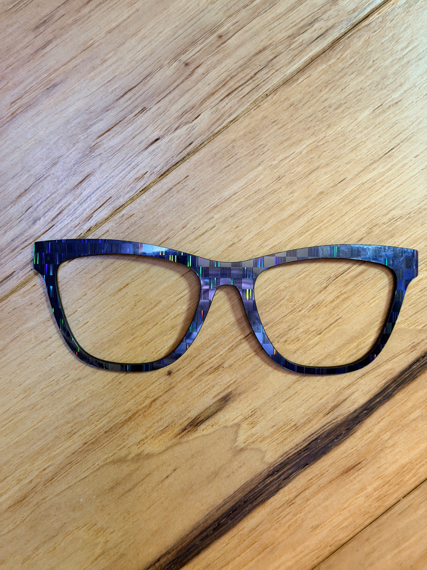 Harper - Pair Eyewear - Holographic Check