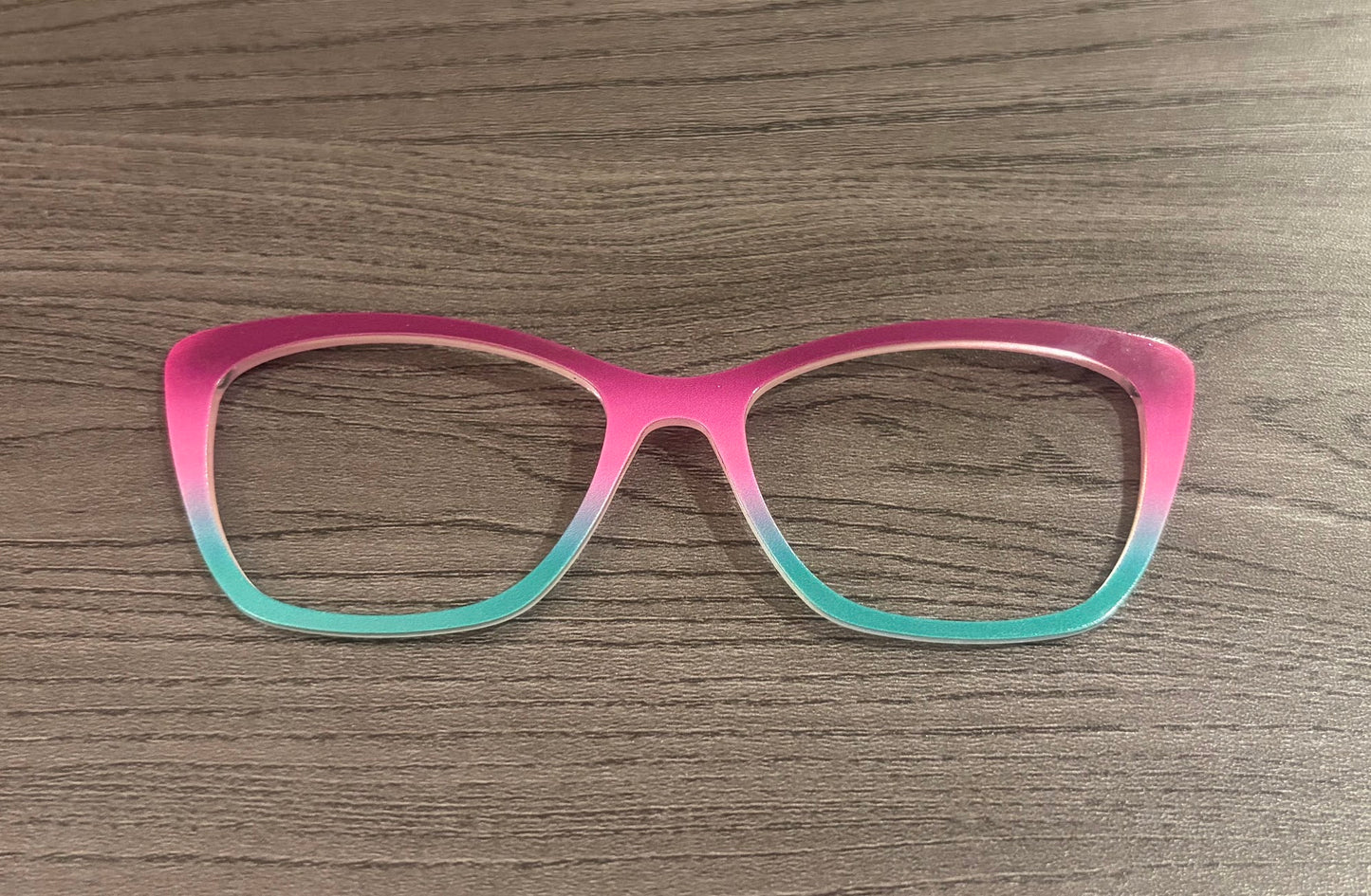 Wanda - Pair Eyewear - Mulberry to Kelly Green Gradient - Lauren D. Consignment*