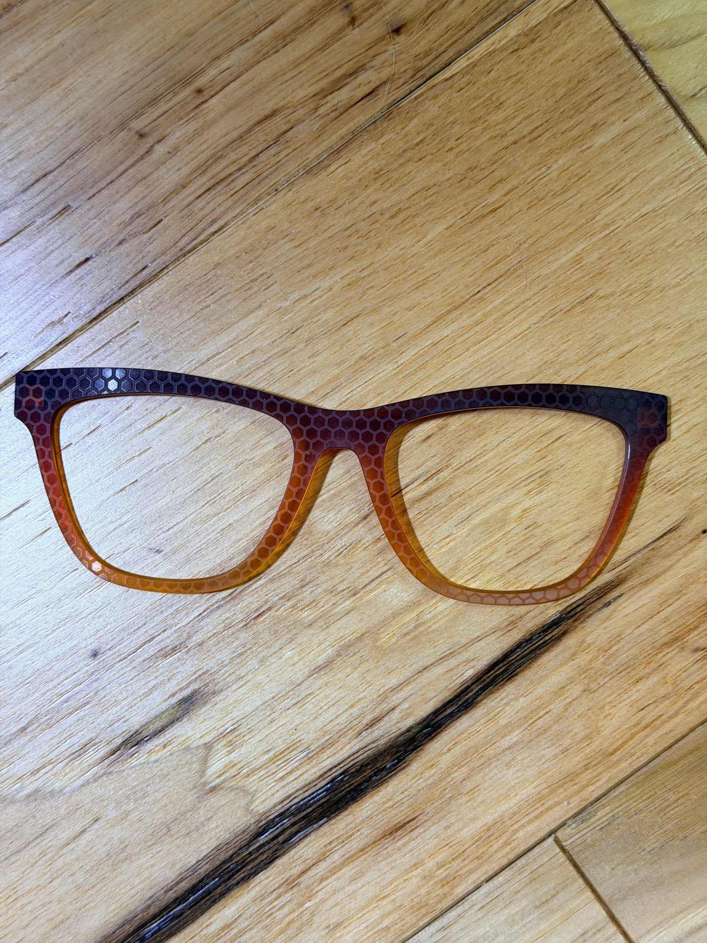 Harper - Pair Eyewear - Honeycomb Textured Gradient