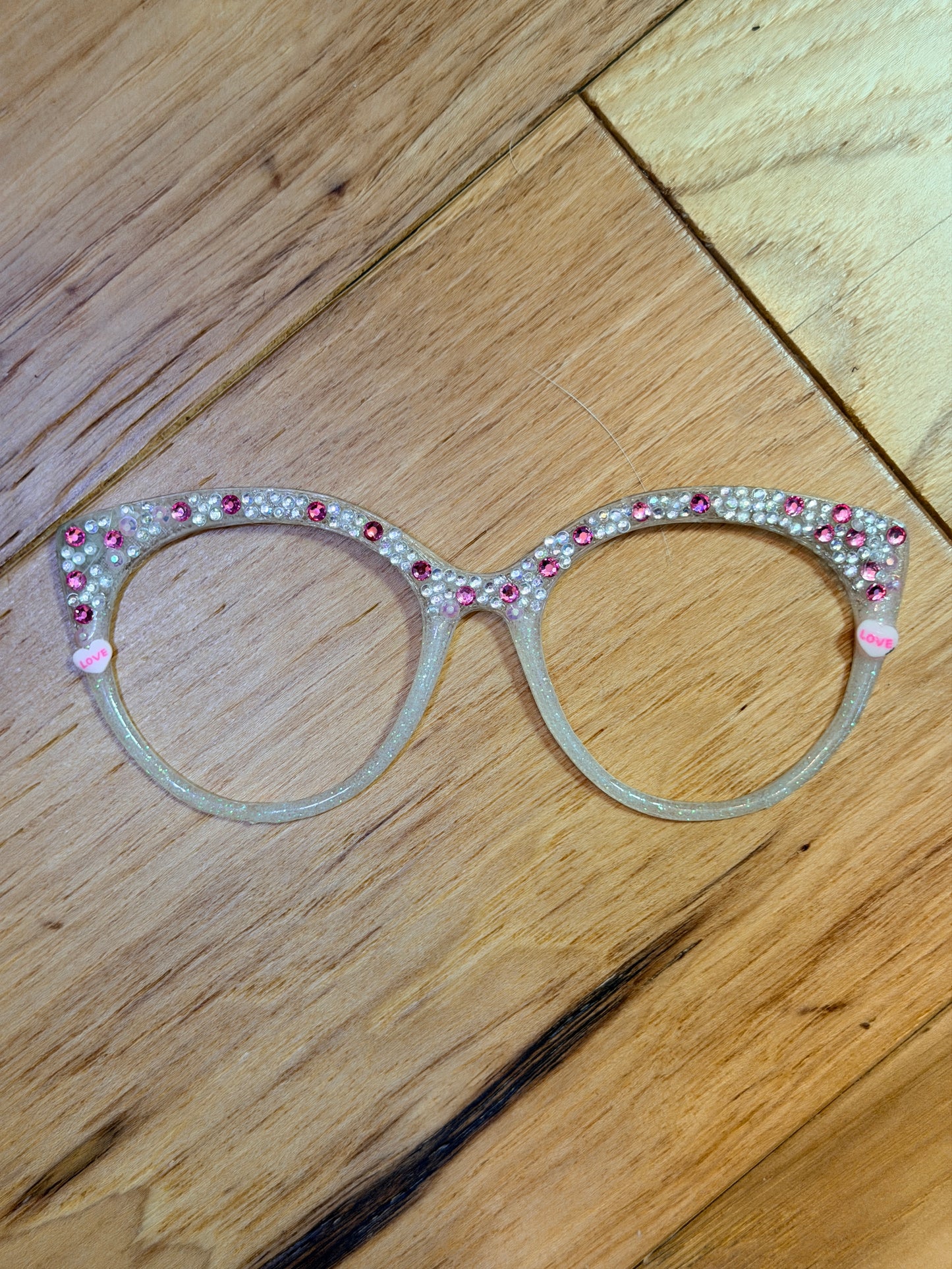 Zuri - Unknown Creator - Pink Love Crown