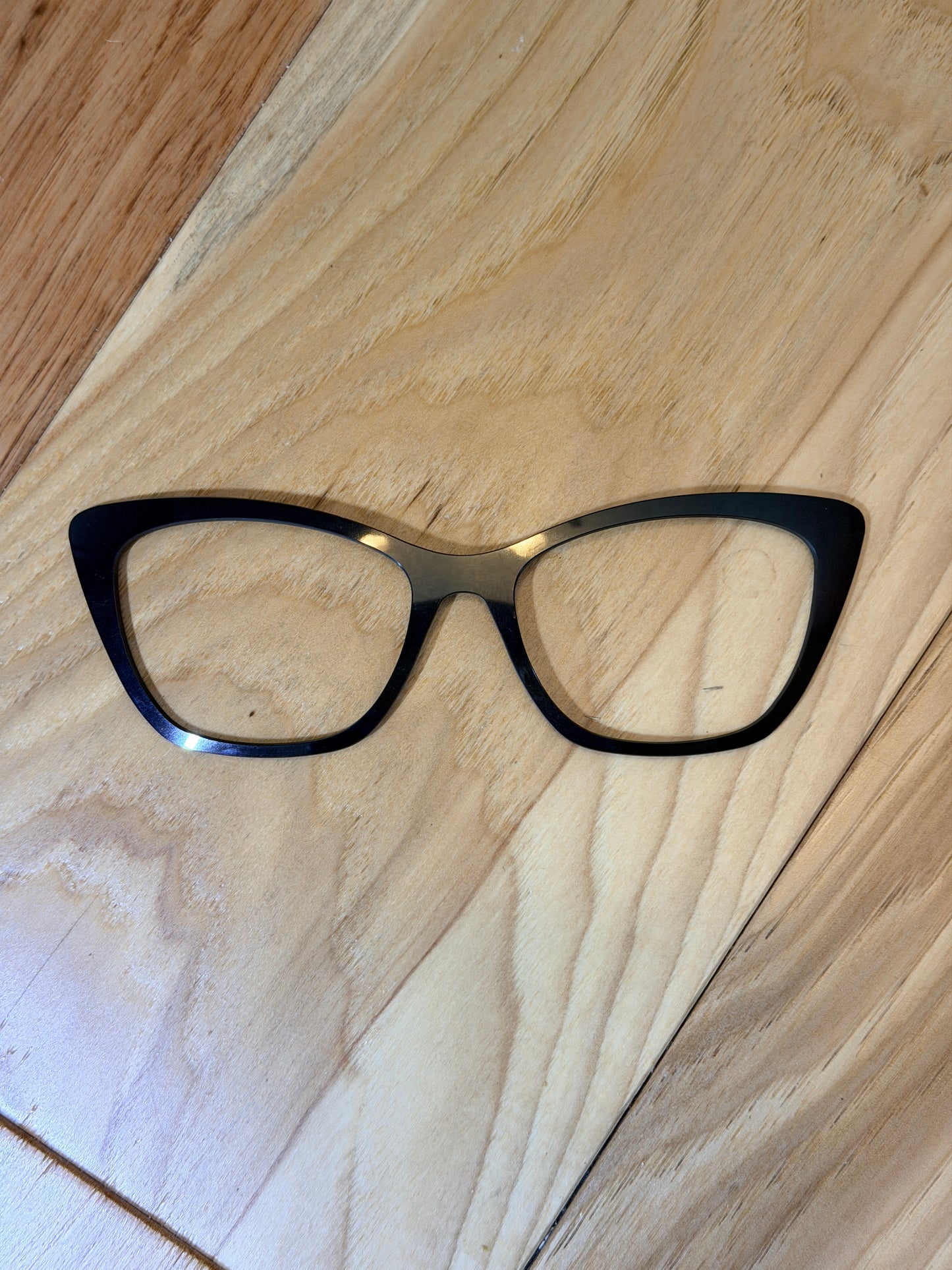 Wanda - Pair Eyewear - Holographic Numbers