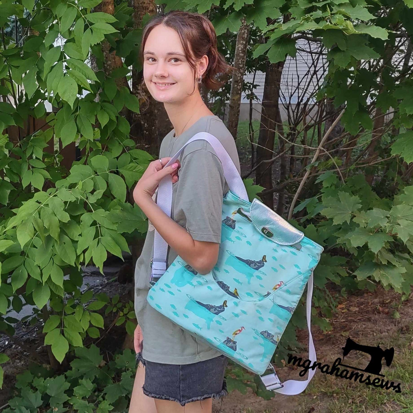 PDF Pattern and Video Tutorial - Perry the Happy Traveler Bag